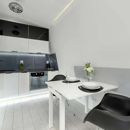 Spacious In For 8 People By Renters * Sopot