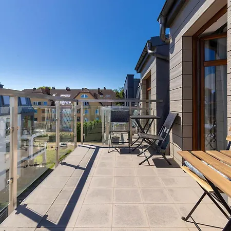 Apartment Spacious In For 8 People By Renters Sopot