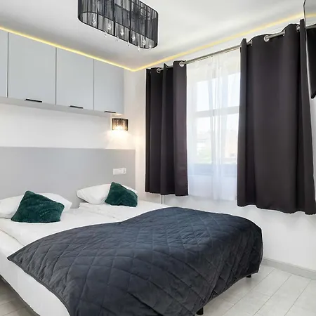 Appartement Spacious In For 8 People By Renters Sopot