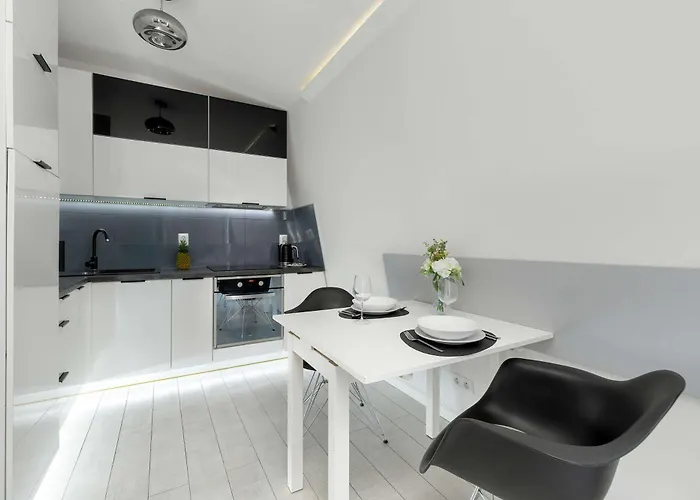 Spacious In For 8 People By Renters * Sopot